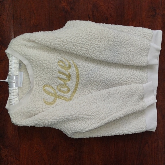 Fluffy Lamb "Love" Sweater / Sweatshirt - Picture 6 of 6